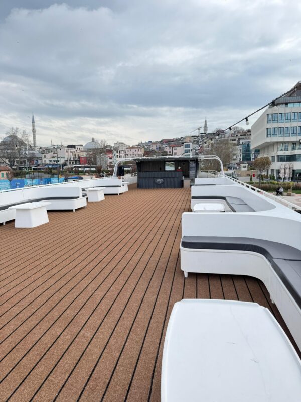 36 metre 220 kişi kapasiteli Boğazda Kiralık Davet Gemisi