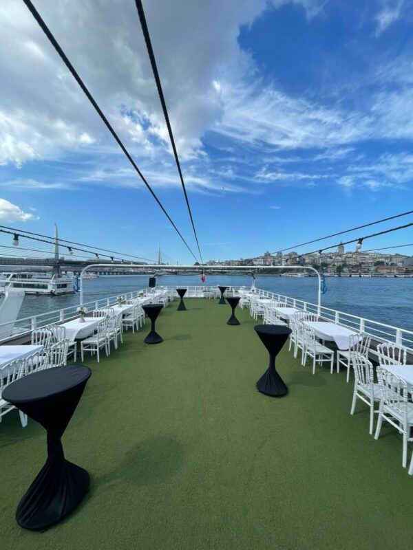 36-meter, 220-person capacity dinner cruise ship for the Bosphorus
