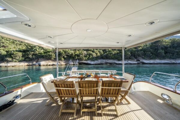 Bodrum'un Favorisi: 20 metre 4 kabin Trawler