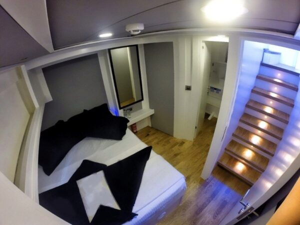 Göcek’te Modern ve Aydınlık: Lüks Trawler Kiralama