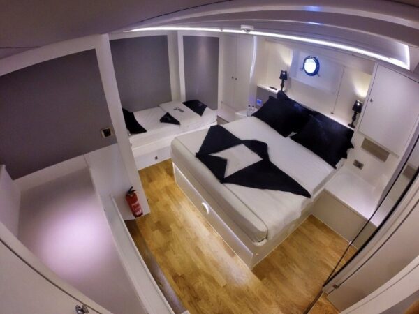 Göcek’te Modern ve Aydınlık: Lüks Trawler Kiralama