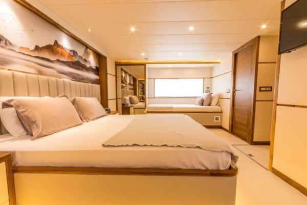 imgi_20_17-ft405e-floki-master-2 Fethiye’nin Göz Bebeği: 24 Metre Delüks Kiralık Trawler