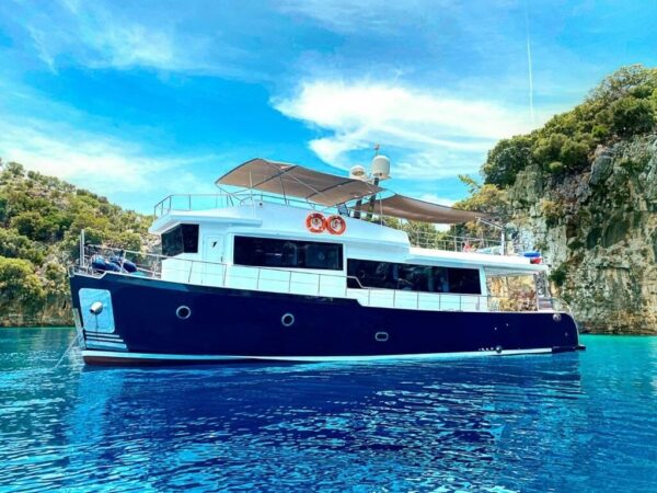 20 metre 7 kişi GÖCEK Trawler Yat Kiralama
