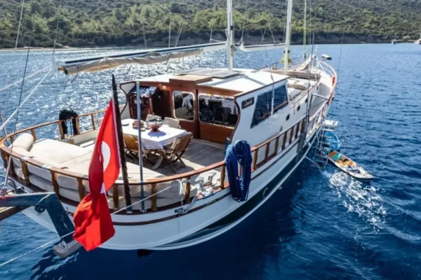 23 metre 5 kabin Bodrum Ekonomik Tekne Kiralama