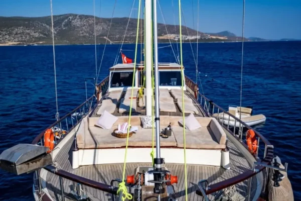 23 metre 5 kabin Bodrum Ekonomik Tekne Kiralama