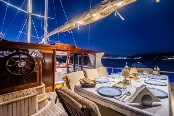 23 metre 5 kabin Bodrum Ekonomik Tekne Kiralama