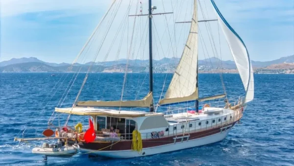 24 metre 5 Kabin Bodrum Mavi Yolculuk Teknesi