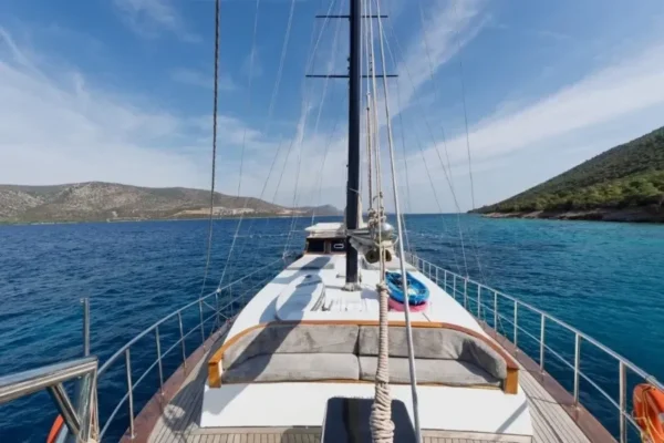 24 metre 5 Kabin Bodrum Mavi Yolculuk Teknesi