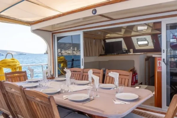 24 metre 5 Kabin Bodrum Mavi Yolculuk Teknesi