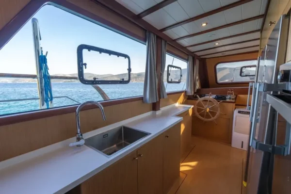 24 metre 6 Kabin Bodrum Tekne Kiralama