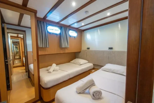 24 metre 6 Kabin Bodrum Tekne Kiralama