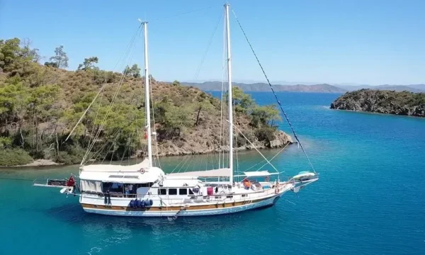 26 metre 6 kabin Bodrum Lüks Tekne Kiralama
