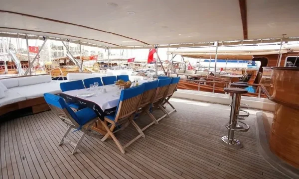 26 metre 6 kabin Bodrum Lüks Tekne Kiralama