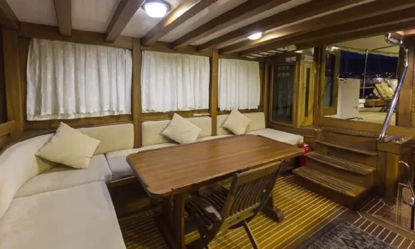 26 metre 6 kabin Bodrum Lüks Tekne Kiralama