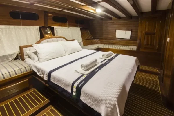 26 metre 6 kabin Bodrum Lüks Tekne Kiralama