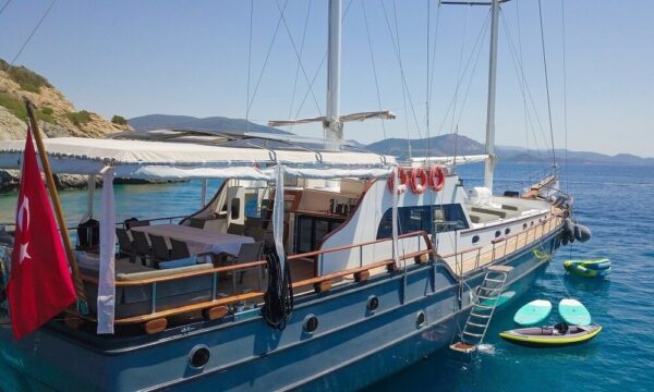 28 metre 6 kabin Bodrum DeLüks Tekne Kiralama-6 28 metre 6 kabin Bodrum DeLüks Tekne Kiralama