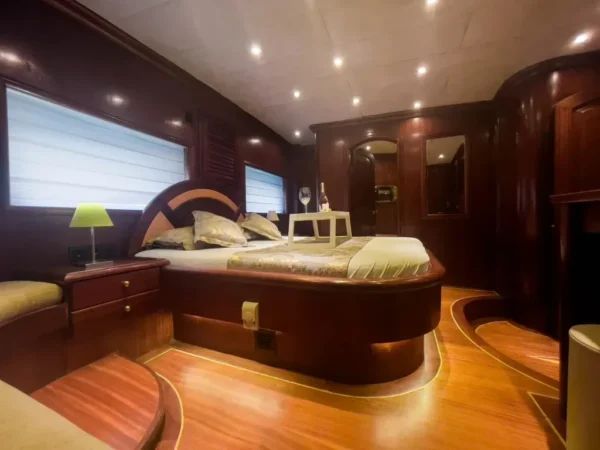 29-meter, 6-cabin Deluxe Gulet Charter in Marmaris
