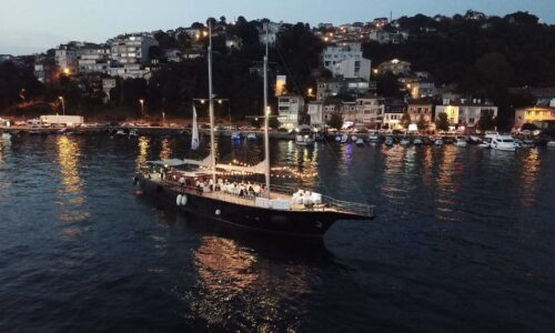 36 metre 80 kişi İstanbul Kiralık Lüks Yelkenli Yat