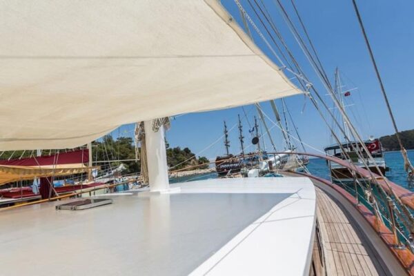 24 metre 8 double kabin Kemer Kiralık Gulet-12 24 metre 16 kişi Kemer Kiralık Gulet