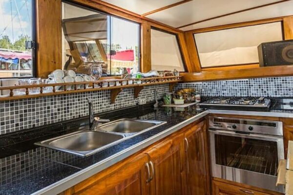 24 metre 8 double kabin Kemer Kiralık Gulet-5 24 metre 16 kişi Kemer Kiralık Gulet